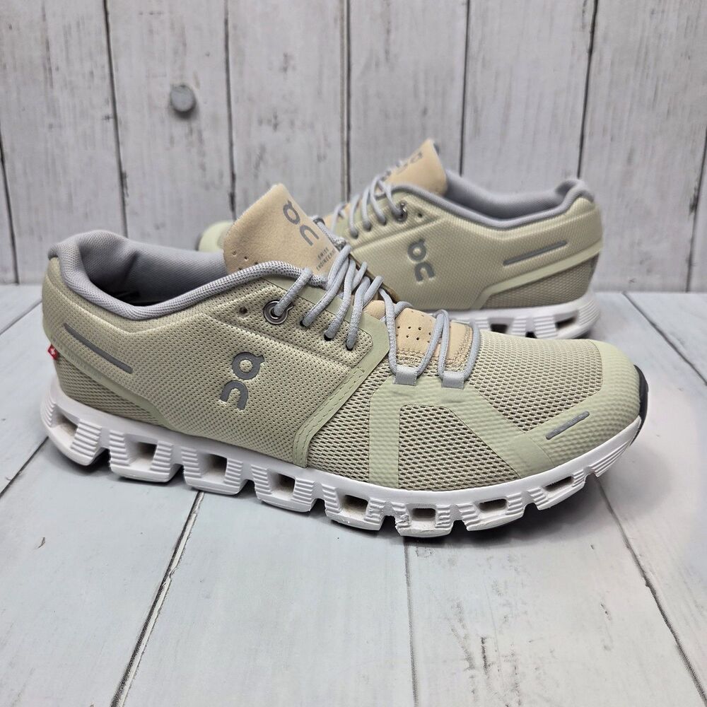 On Running Cloud 5 59.98154 Womens Size 9.5 Running Shoes Haze Sand Sneakers